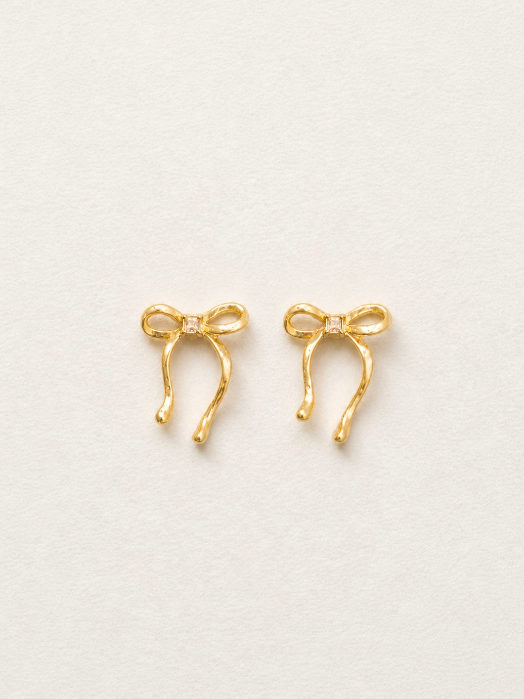 Lumière Ribbon Studs