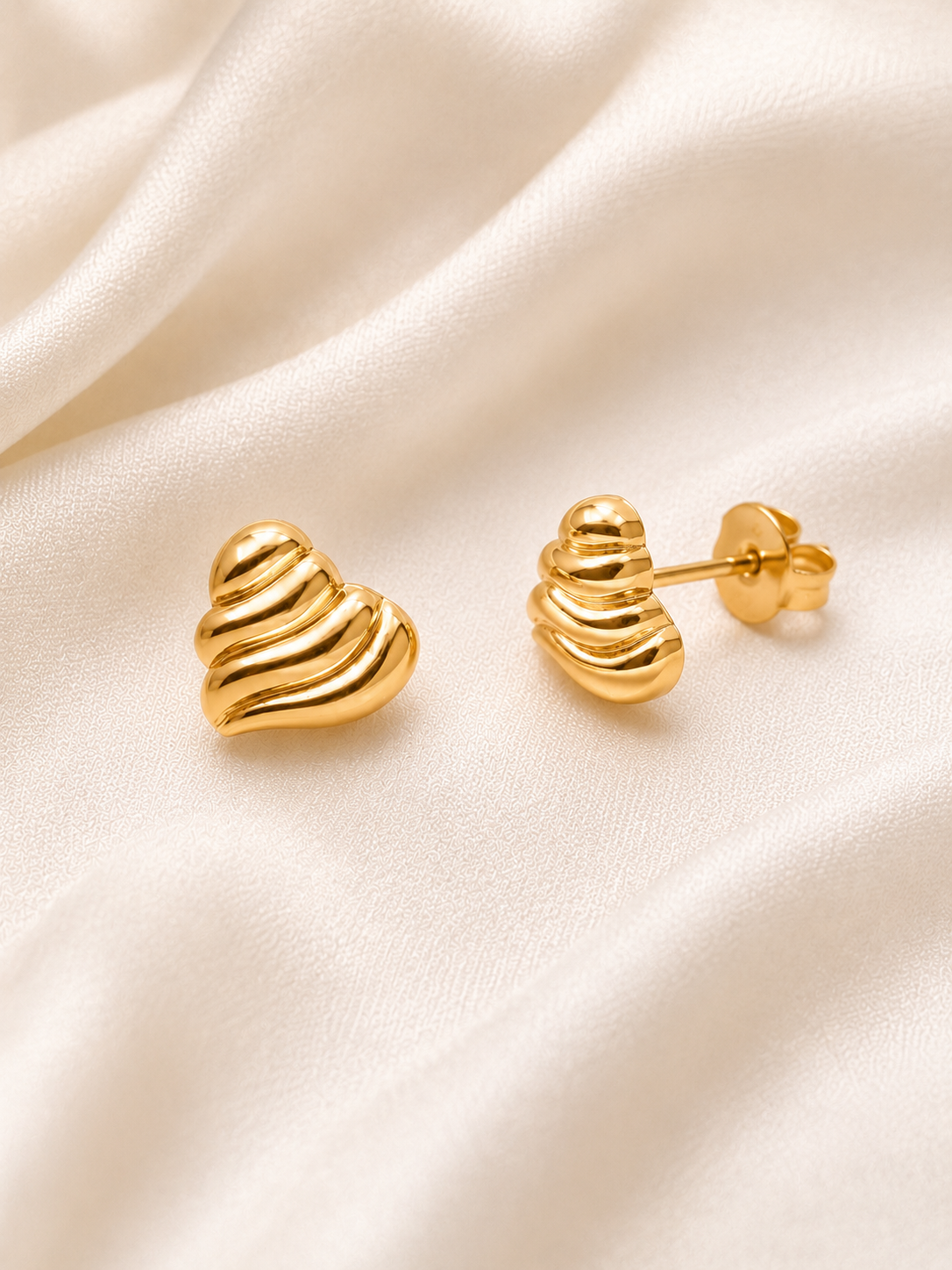 Ondà Sculpted Studs