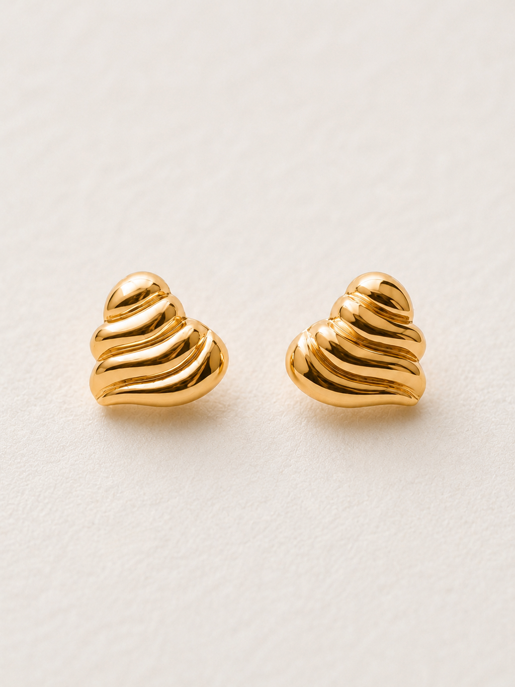 Ondà Sculpted Studs